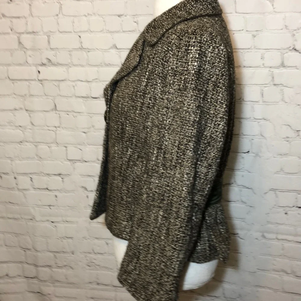 Elie Tahari One Button Wool Tweed Blazer